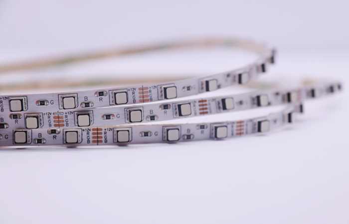 LEDware | LED Strip 5mm | 72 LED's | RGB | 1 Meter | 12 Volt